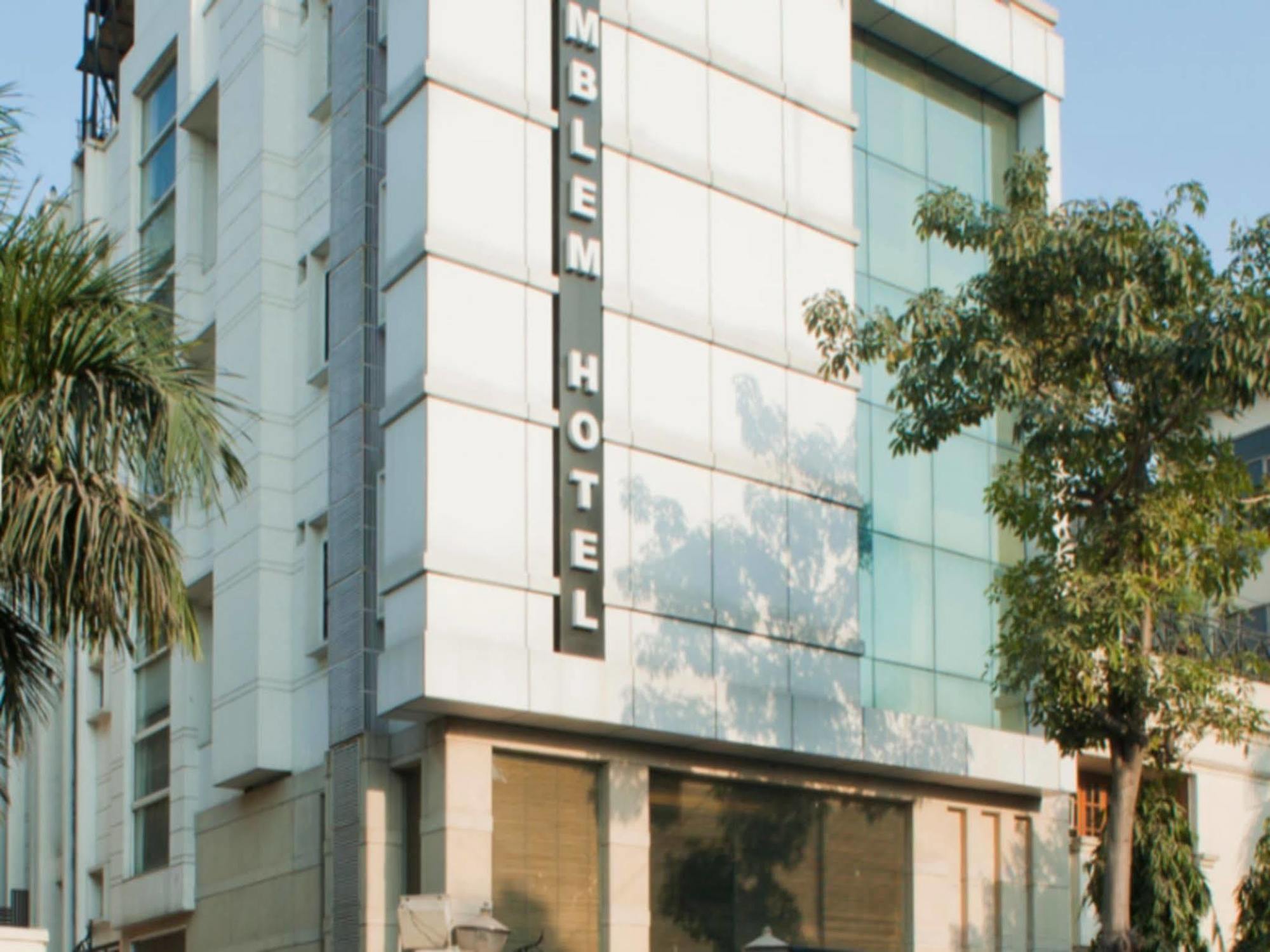 Emblem Hotel New Friends Colony, New Delhi Exterior photo
